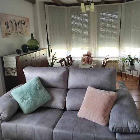 Holiday home Casa Xardin O Pedrouzo
